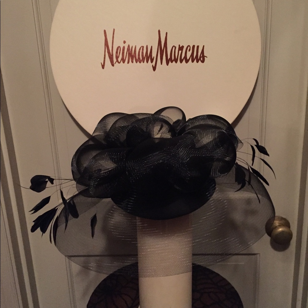 Chic Black Mesh Fascinator Hat - Picture 2 of 5